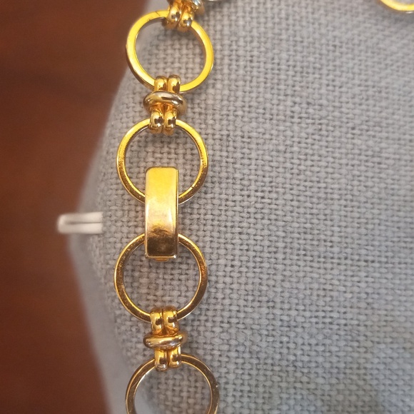 Vintage Lia Sophia Dainty Gold Circle Link Bracelet 7.5" - Picture 3 of 3